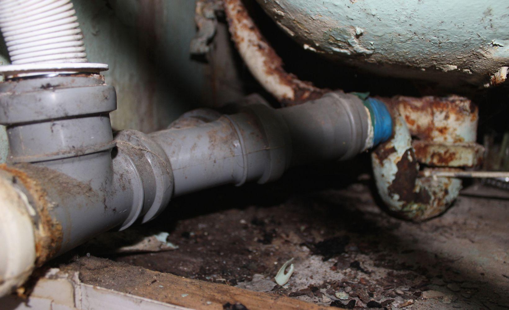 Comment reparer une fuite sur le siphon de votre baignoire en belgique